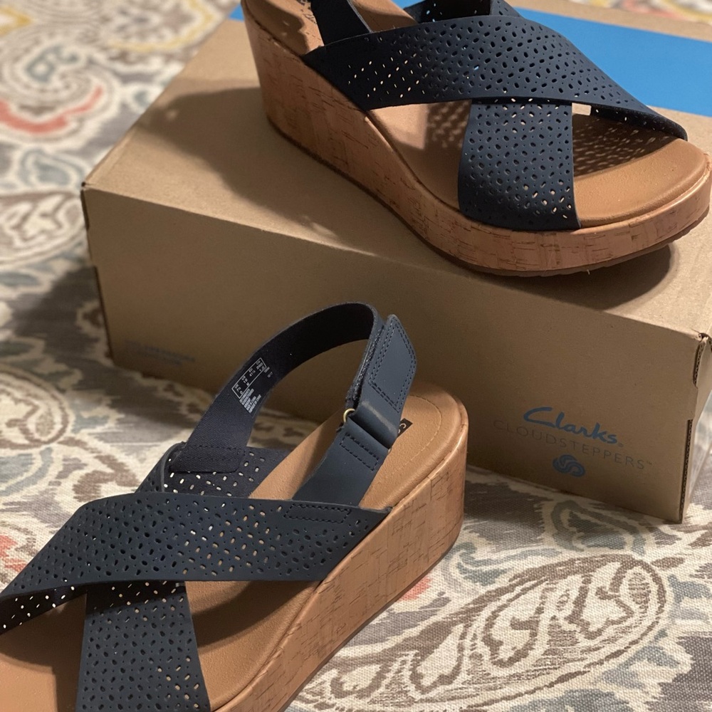 Clarks Women's Navy Wedge Sandals